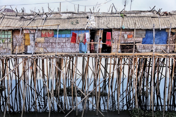 Bamboo slum by Mohammad Rakibul Hasan